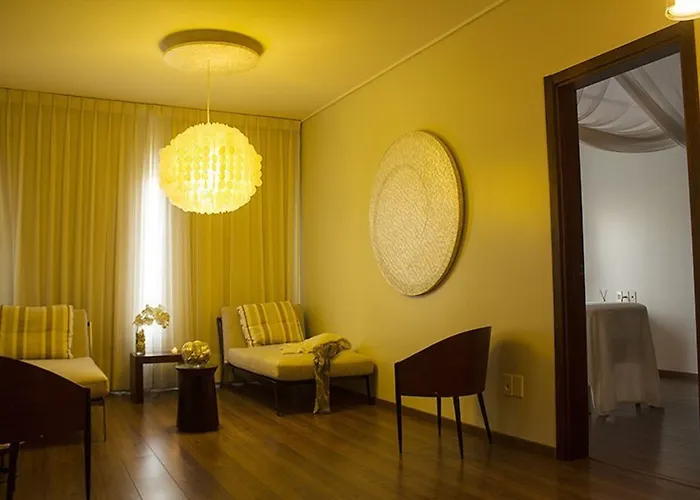 Regency Park Hotel